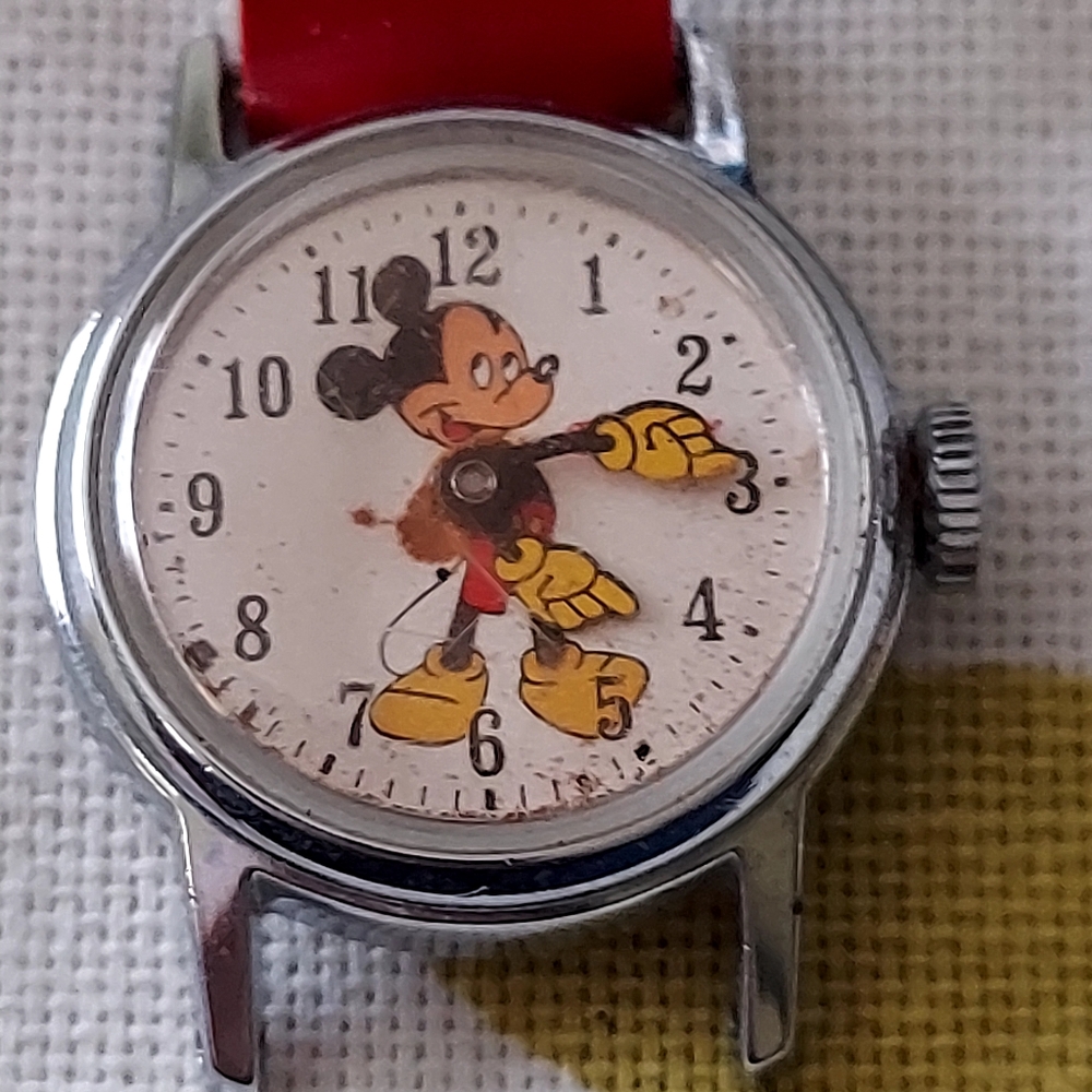 Set Of 4 Watches - Picture 5 of 11